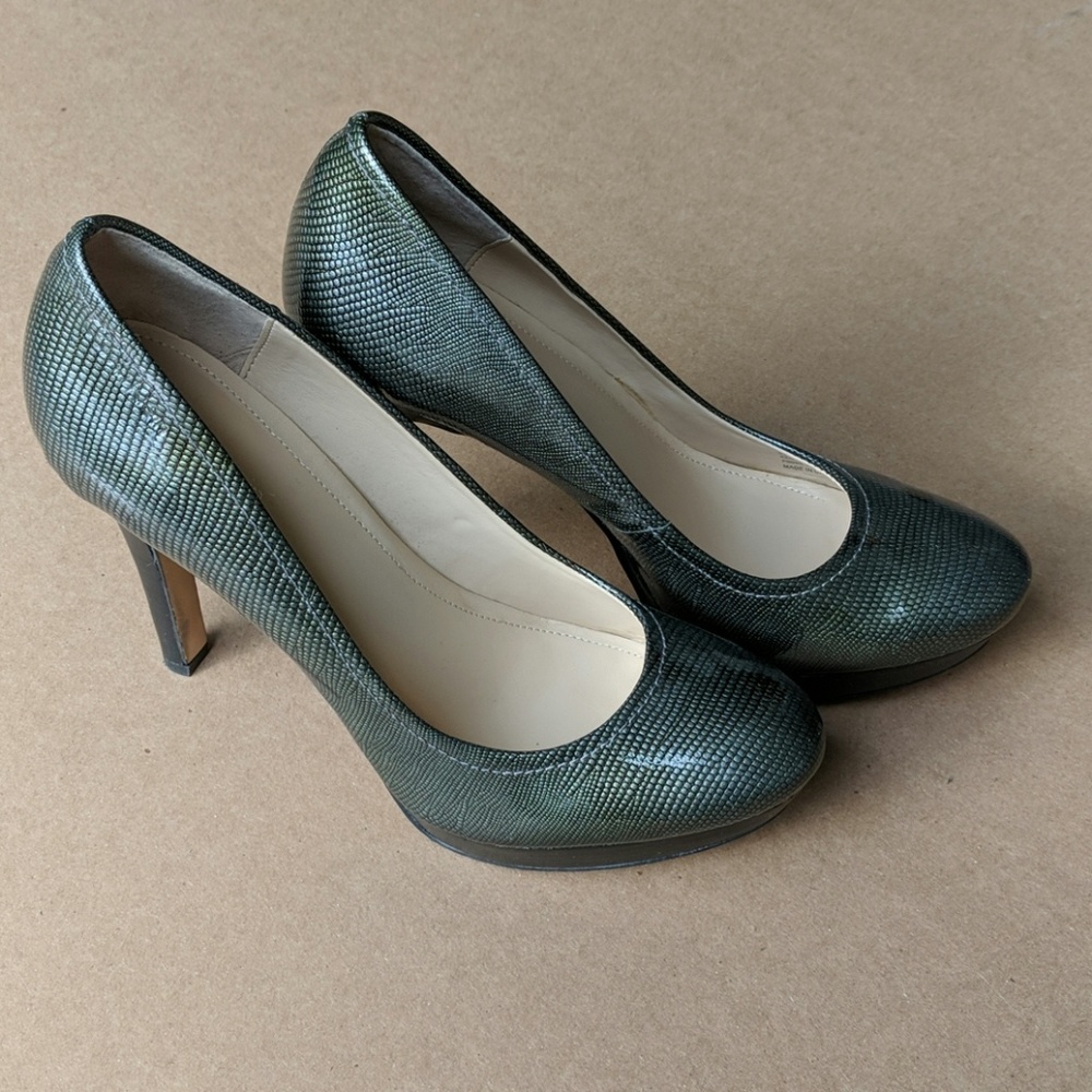 Calvin Klein "Kendall" pumps